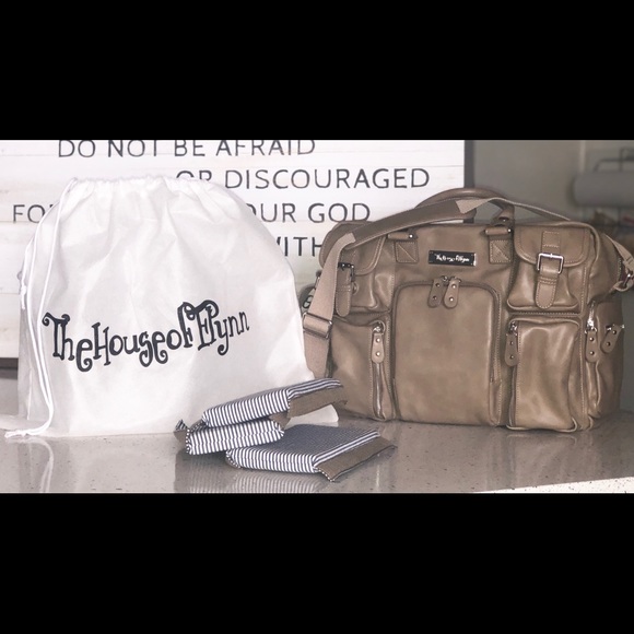 House of Flynn Bags House Of Flynn Camera Bag Poshmark